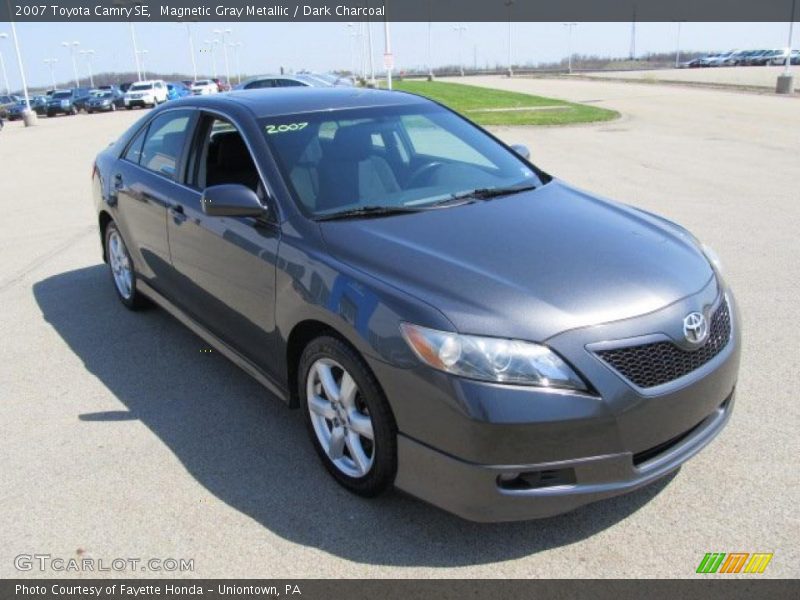 Magnetic Gray Metallic / Dark Charcoal 2007 Toyota Camry SE