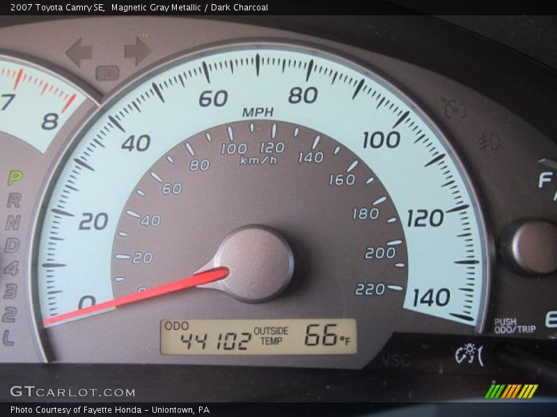 Magnetic Gray Metallic / Dark Charcoal 2007 Toyota Camry SE