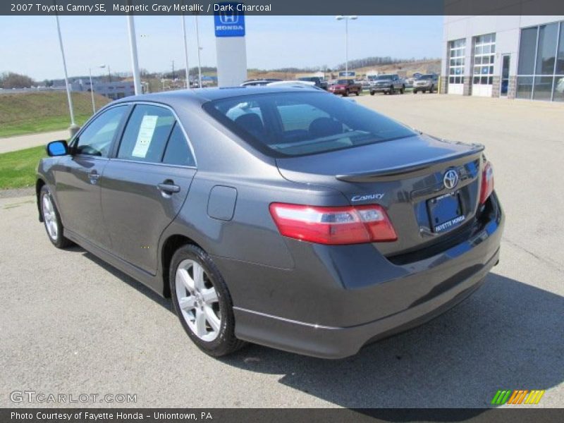 Magnetic Gray Metallic / Dark Charcoal 2007 Toyota Camry SE