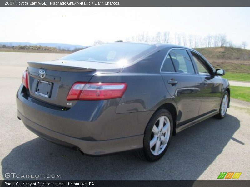 Magnetic Gray Metallic / Dark Charcoal 2007 Toyota Camry SE