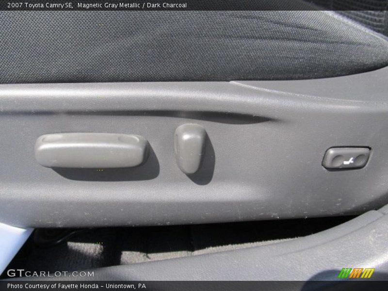 Magnetic Gray Metallic / Dark Charcoal 2007 Toyota Camry SE
