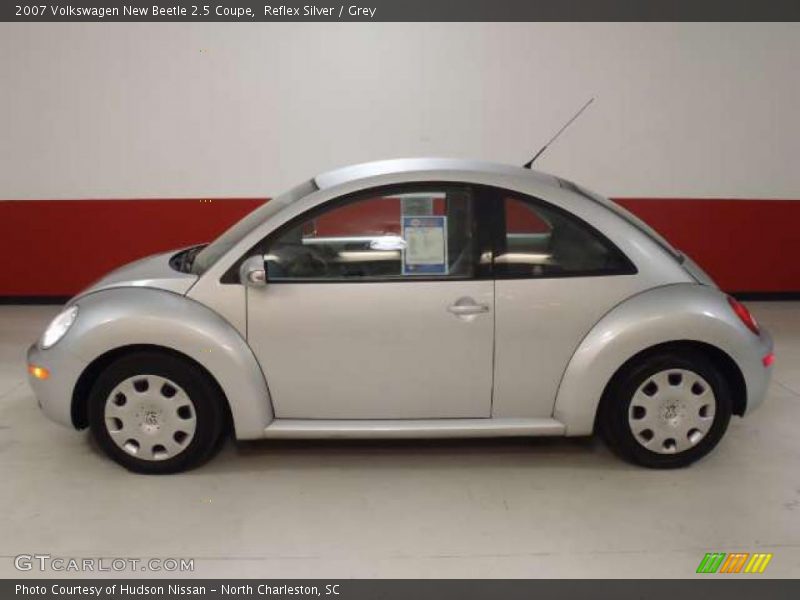 Reflex Silver / Grey 2007 Volkswagen New Beetle 2.5 Coupe