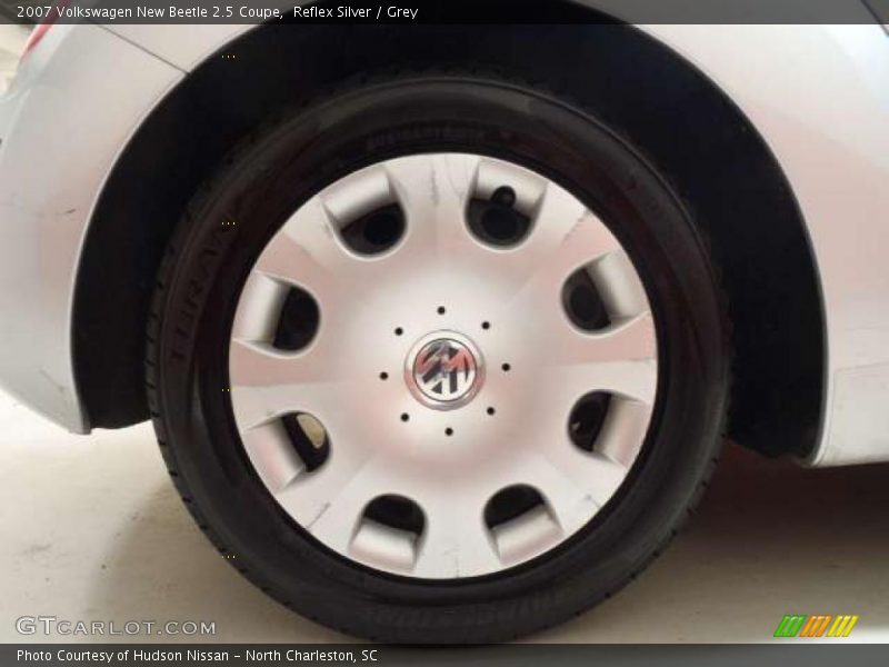 Reflex Silver / Grey 2007 Volkswagen New Beetle 2.5 Coupe