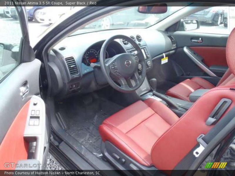  2011 Altima 3.5 SR Coupe Red Interior