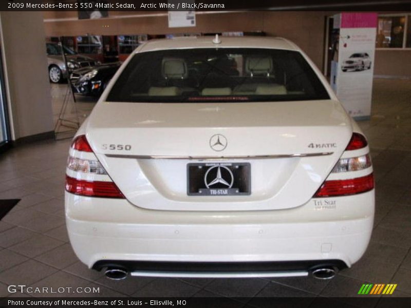 Arctic White / Black/Savanna 2009 Mercedes-Benz S 550 4Matic Sedan