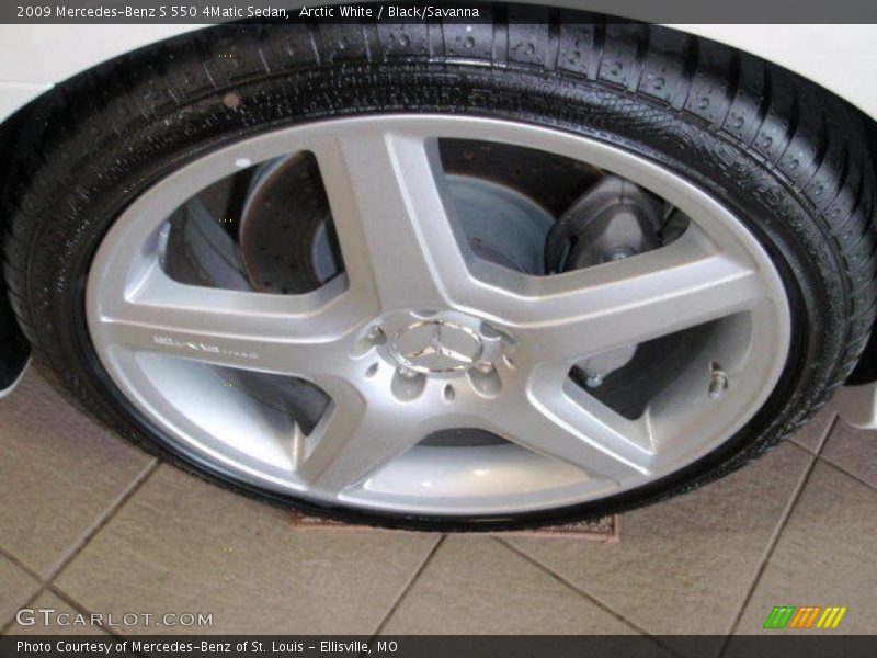 Arctic White / Black/Savanna 2009 Mercedes-Benz S 550 4Matic Sedan