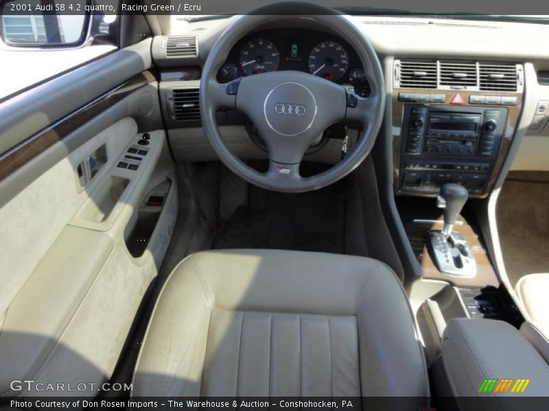 Dashboard of 2001 S8 4.2 quattro