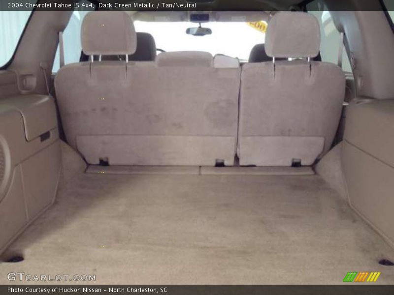 Dark Green Metallic / Tan/Neutral 2004 Chevrolet Tahoe LS 4x4
