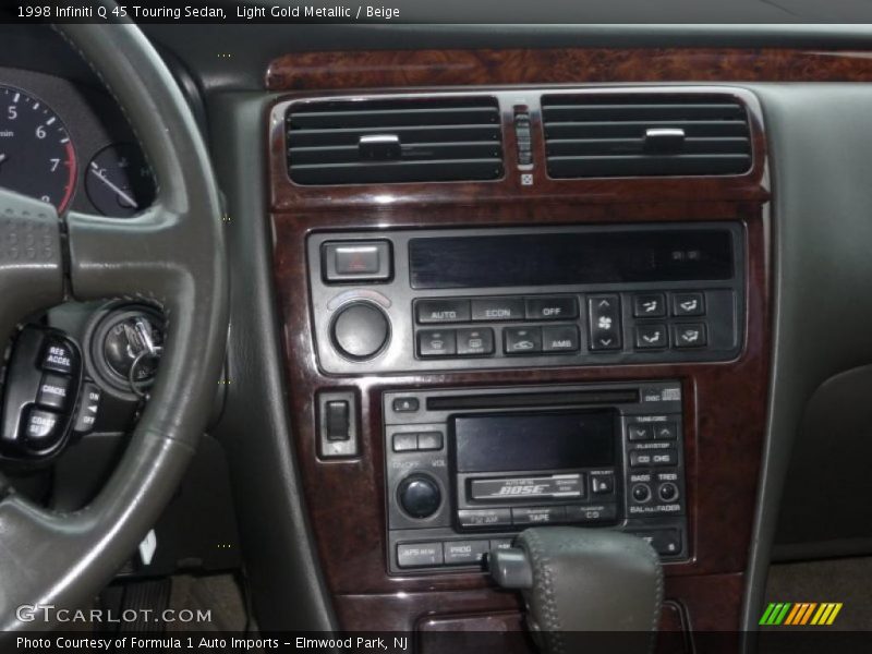 Controls of 1998 Q 45 Touring Sedan