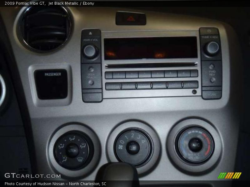Jet Black Metallic / Ebony 2009 Pontiac Vibe GT