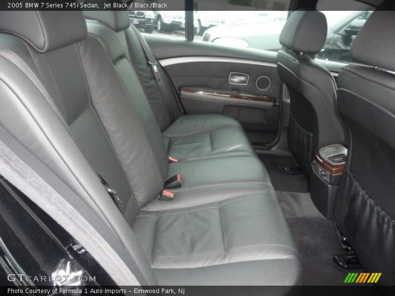  2005 7 Series 745i Sedan Black/Black Interior