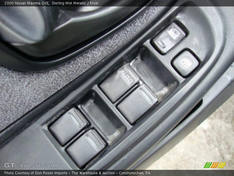 Sterling Mist Metallic / Frost 2000 Nissan Maxima GXE