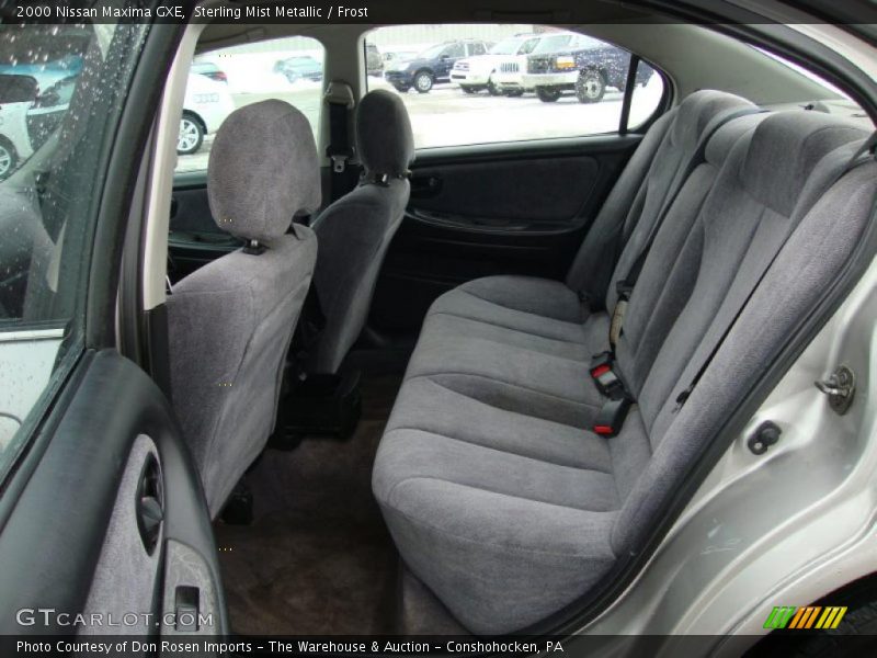 Sterling Mist Metallic / Frost 2000 Nissan Maxima GXE
