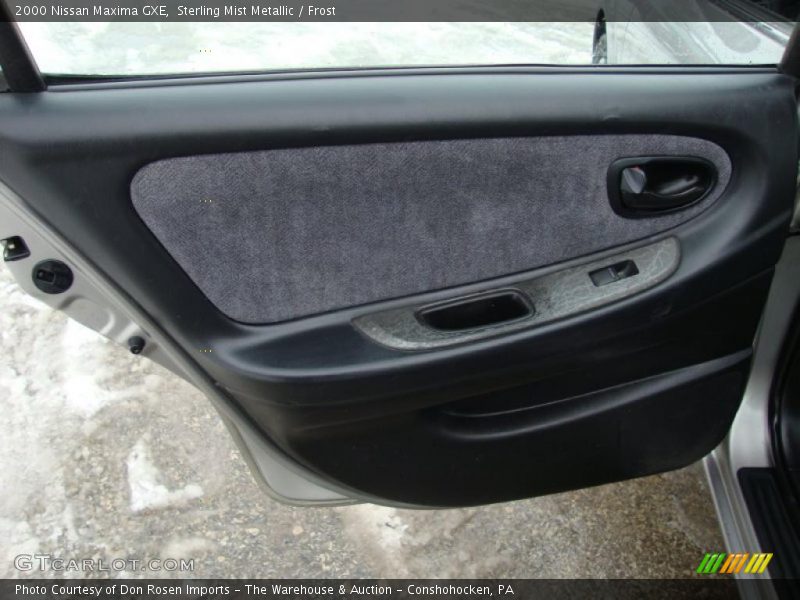 Sterling Mist Metallic / Frost 2000 Nissan Maxima GXE