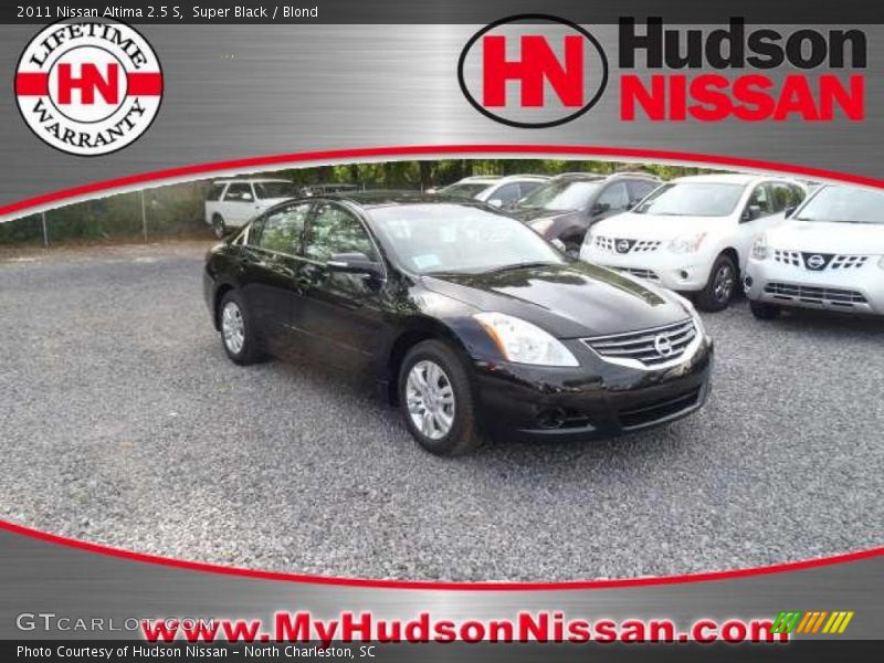 Super Black / Blond 2011 Nissan Altima 2.5 S