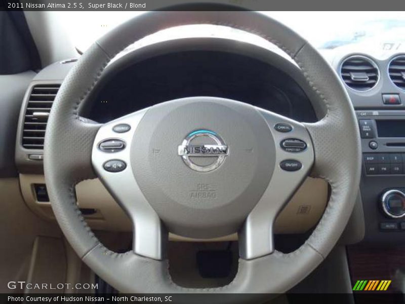 Super Black / Blond 2011 Nissan Altima 2.5 S