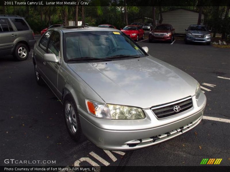 Lunar Mist Metallic / Gray 2001 Toyota Camry LE