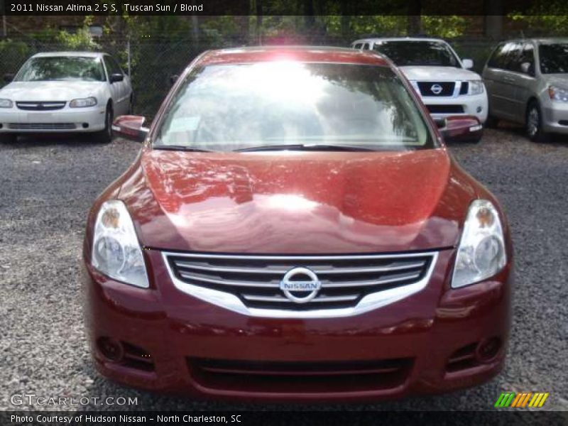 Tuscan Sun / Blond 2011 Nissan Altima 2.5 S
