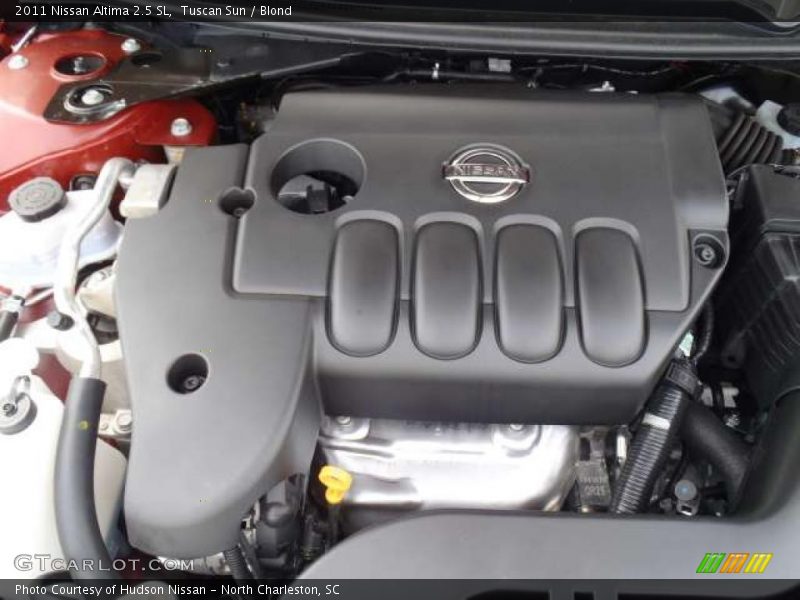 Tuscan Sun / Blond 2011 Nissan Altima 2.5 SL