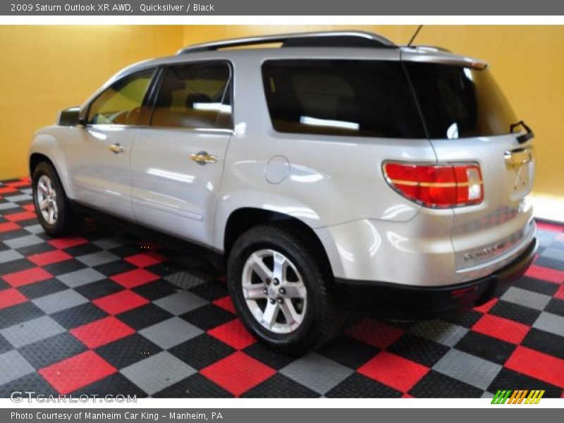 Quicksilver / Black 2009 Saturn Outlook XR AWD