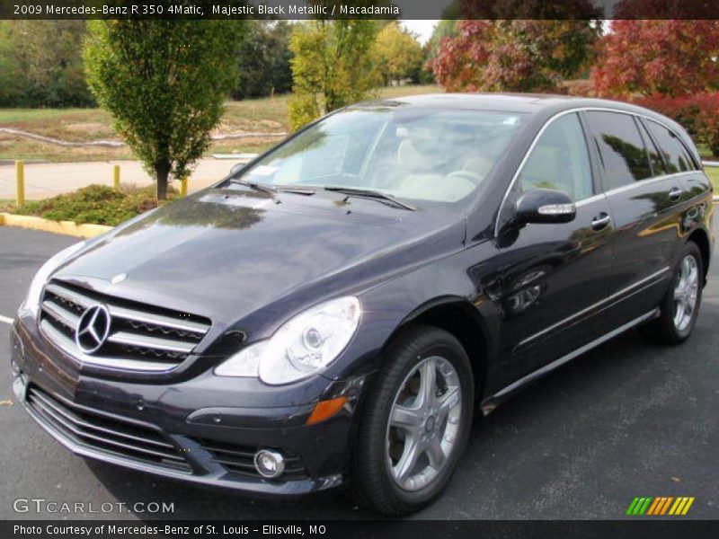 Majestic Black Metallic / Macadamia 2009 Mercedes-Benz R 350 4Matic