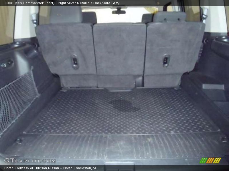 Bright Silver Metallic / Dark Slate Gray 2008 Jeep Commander Sport