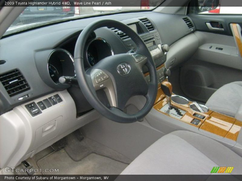  2009 Highlander Hybrid 4WD Ash Interior
