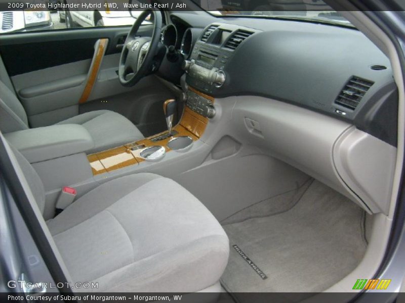  2009 Highlander Hybrid 4WD Ash Interior