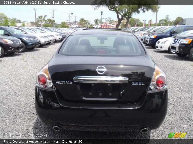 Super Black / Charcoal 2011 Nissan Altima 2.5 SL