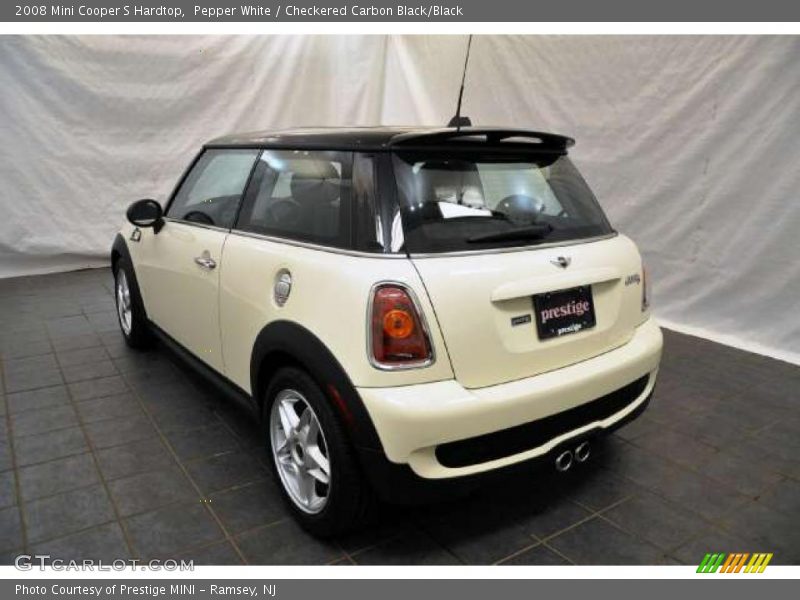 Pepper White / Checkered Carbon Black/Black 2008 Mini Cooper S Hardtop