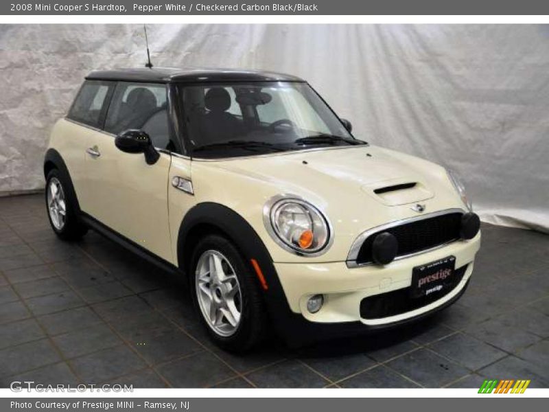 Pepper White / Checkered Carbon Black/Black 2008 Mini Cooper S Hardtop