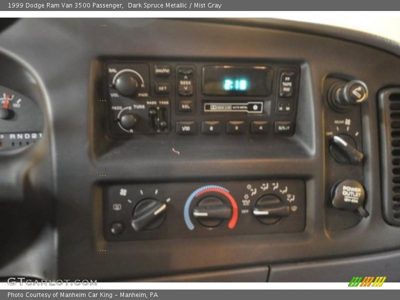 Dark Spruce Metallic / Mist Gray 1999 Dodge Ram Van 3500 Passenger