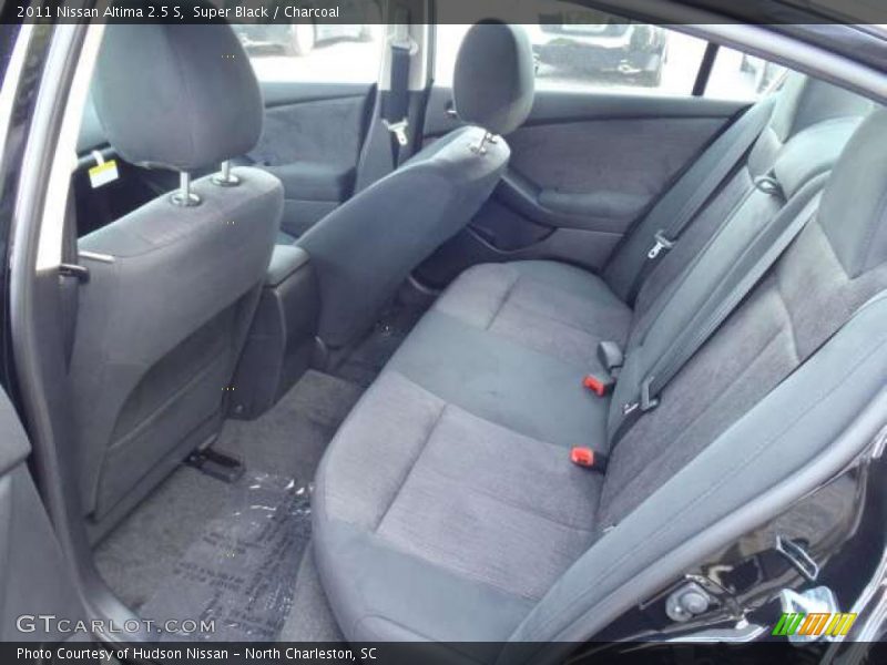Super Black / Charcoal 2011 Nissan Altima 2.5 S