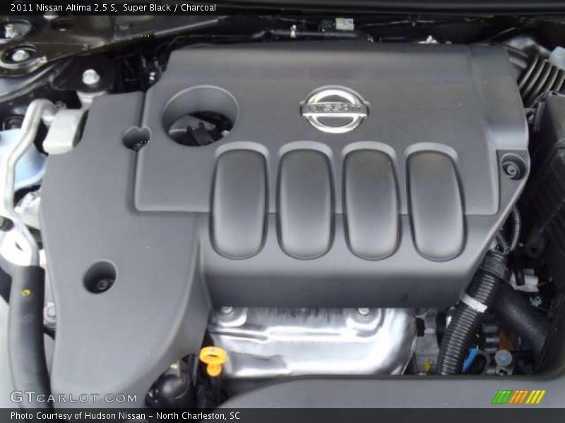 Super Black / Charcoal 2011 Nissan Altima 2.5 S
