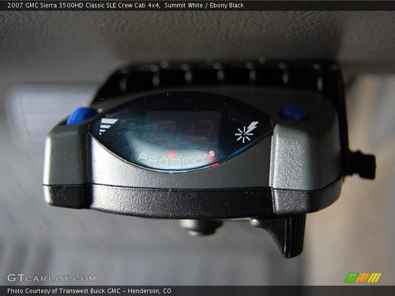 Summit White / Ebony Black 2007 GMC Sierra 3500HD Classic SLE Crew Cab 4x4