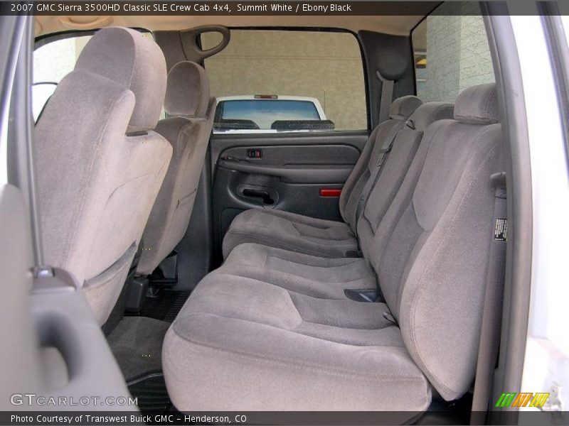 Summit White / Ebony Black 2007 GMC Sierra 3500HD Classic SLE Crew Cab 4x4