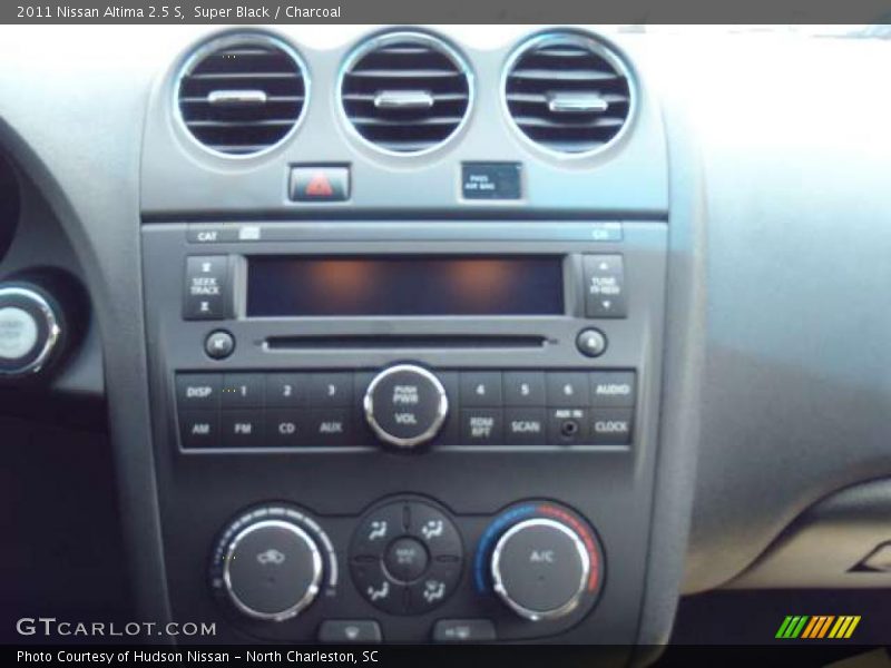 Super Black / Charcoal 2011 Nissan Altima 2.5 S