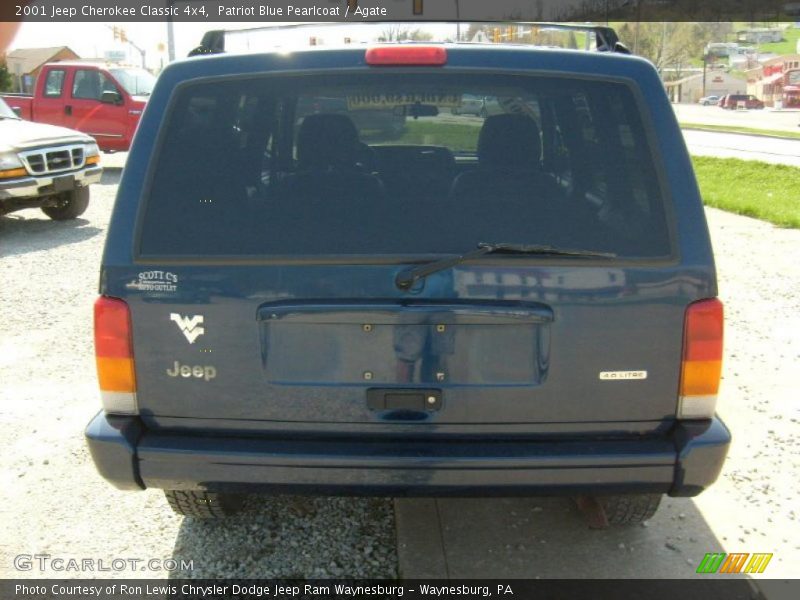 Patriot Blue Pearlcoat / Agate 2001 Jeep Cherokee Classic 4x4