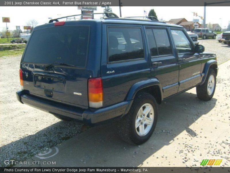 Patriot Blue Pearlcoat / Agate 2001 Jeep Cherokee Classic 4x4