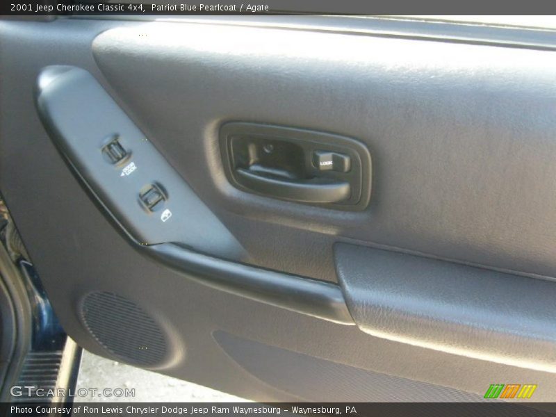 Patriot Blue Pearlcoat / Agate 2001 Jeep Cherokee Classic 4x4