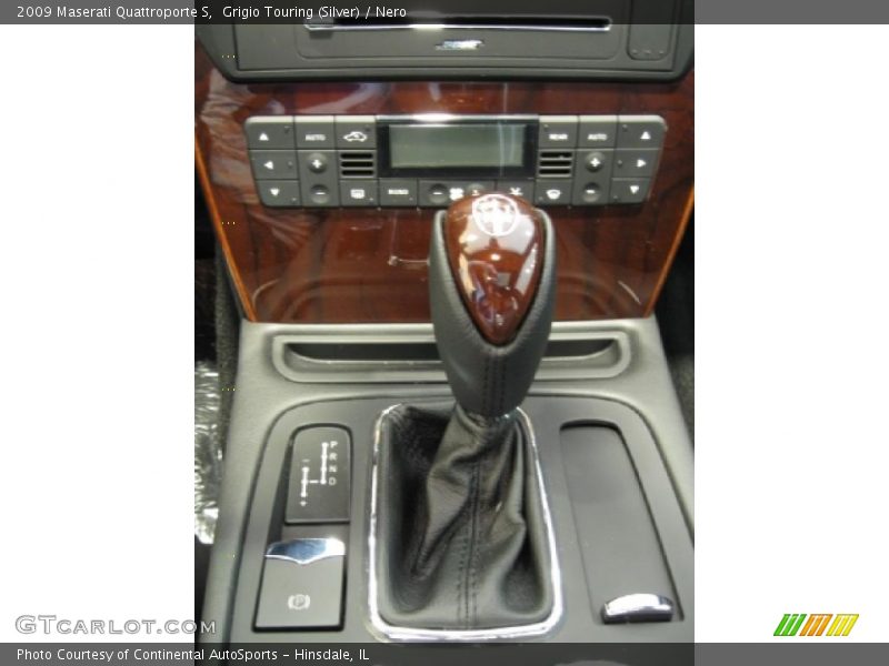 Grigio Touring (Silver) / Nero 2009 Maserati Quattroporte S