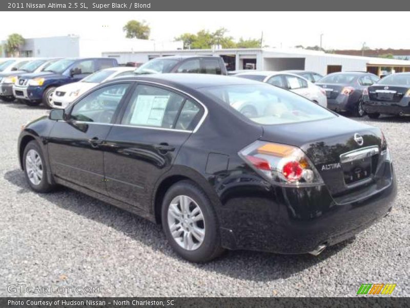 Super Black / Blond 2011 Nissan Altima 2.5 SL