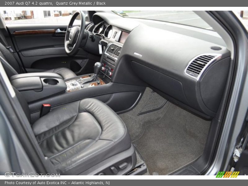 Quartz Grey Metallic / Black 2007 Audi Q7 4.2 quattro