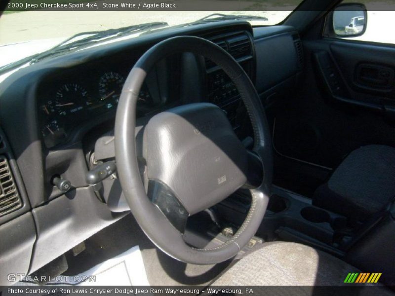 Stone White / Agate Black 2000 Jeep Cherokee Sport 4x4