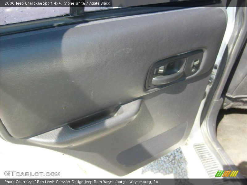 Stone White / Agate Black 2000 Jeep Cherokee Sport 4x4