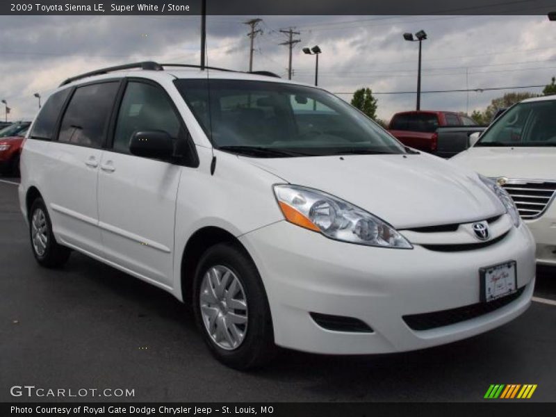 Super White / Stone 2009 Toyota Sienna LE