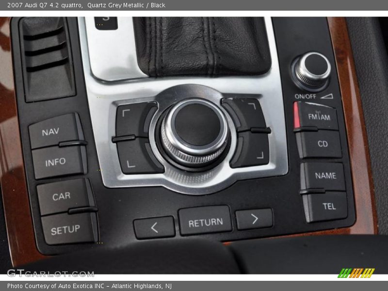 Quartz Grey Metallic / Black 2007 Audi Q7 4.2 quattro