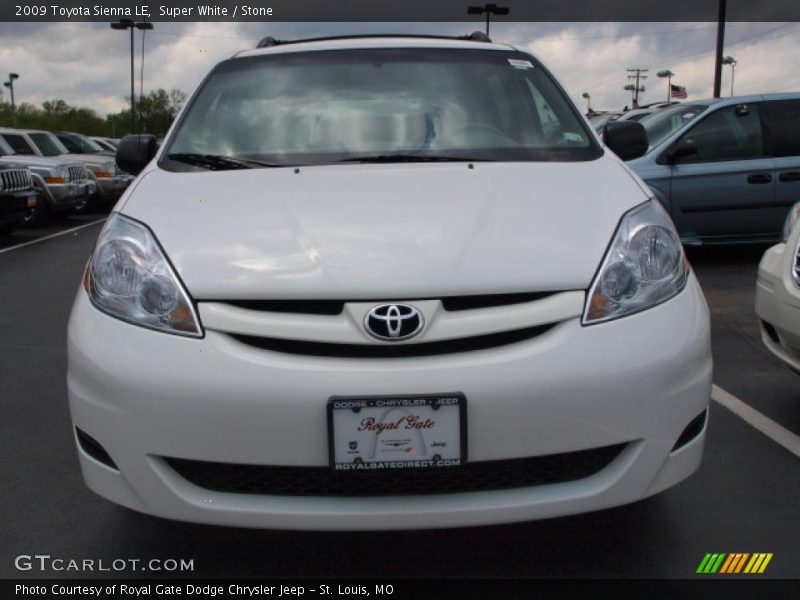 Super White / Stone 2009 Toyota Sienna LE