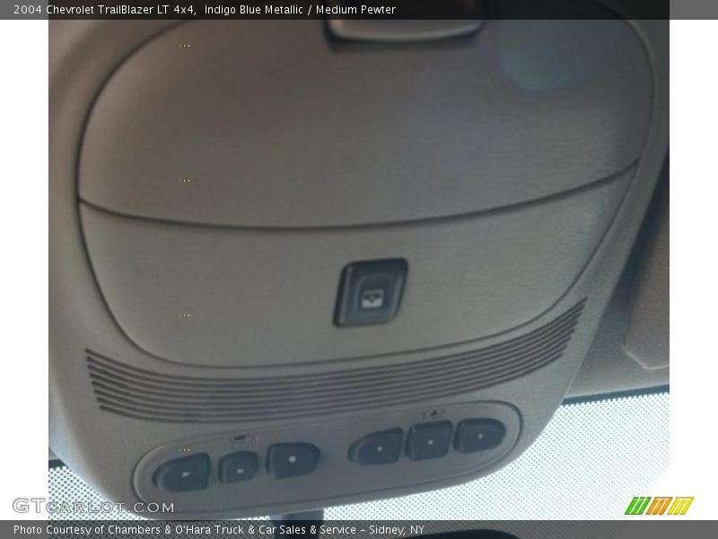 Indigo Blue Metallic / Medium Pewter 2004 Chevrolet TrailBlazer LT 4x4