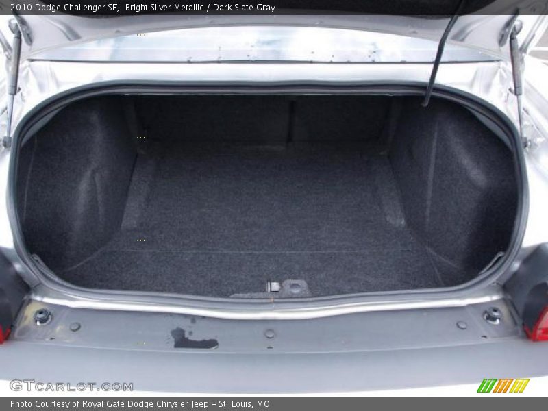 Bright Silver Metallic / Dark Slate Gray 2010 Dodge Challenger SE
